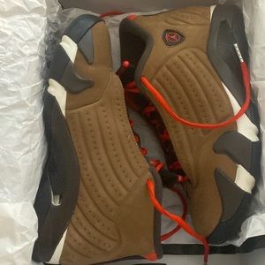 jordan 14’s size 7y